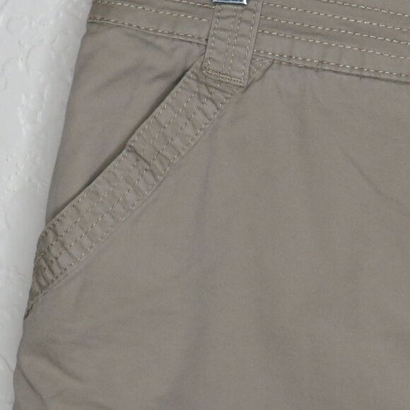 Croft & Barrow* Women's 1" Belt Loop Multipocketed Khaki Classic Skort~ Size 16 - Picture 6 of 13